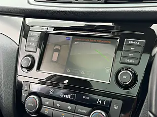 Used 2019 Nissan Qashqai N-Connecta Pearl Black - Interior and Exterior details 15