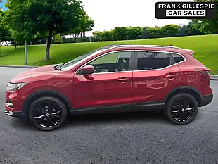 Used 2019 Nissan Qashqai N-Connecta Red - Interior and Exterior details 2