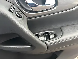 Used 2019 Nissan Qashqai N-Connecta Red - Interior and Exterior details 20