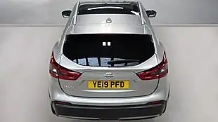 Used 2019 Nissan Qashqai N-Connecta Silver - Interior and Exterior details 8