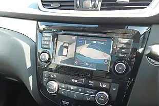 Used 2019 Nissan Qashqai N-Connecta Storm White - Interior and Exterior details 12