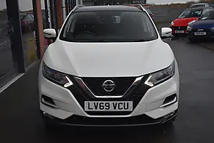 Used 2019 Nissan Qashqai N-Connecta Storm White - Interior and Exterior details 3