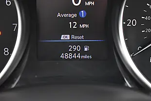 Used 2019 Nissan Qashqai N-Connecta Storm White - Interior and Exterior details 9