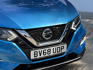 Used 2019 Nissan Qashqai N-Connecta Vivid Blue - Interior and Exterior details 3