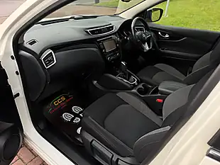 Used 2019 Nissan Qashqai N-Connecta White - Interior and Exterior details 13