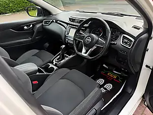 Used 2019 Nissan Qashqai N-Connecta White - Interior and Exterior details 16