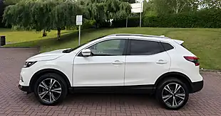 Used 2019 Nissan Qashqai N-Connecta White - Interior and Exterior details 5