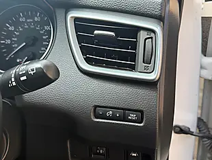 Used 2019 Nissan Qashqai N-Connecta White - Interior and Exterior details 14