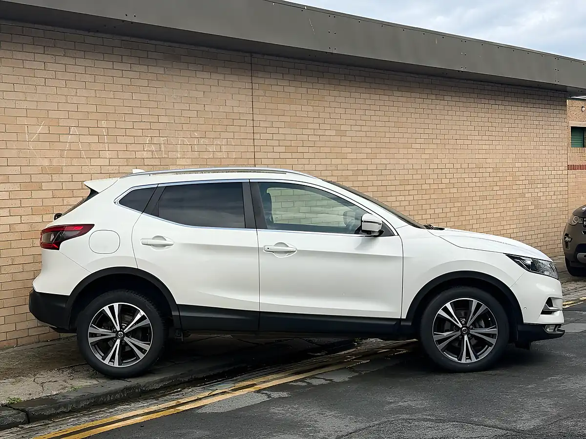 Used 2019 Nissan Qashqai N-Connecta White - Interior and Exterior details 2