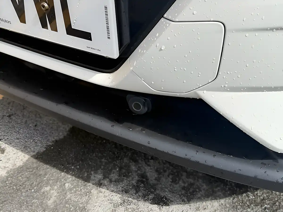 Used 2019 Nissan Qashqai N-Connecta White - Interior and Exterior details 9