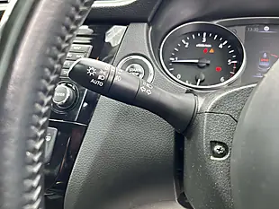 Used 2019 Nissan Qashqai N-Connecta White - Interior and Exterior details 13