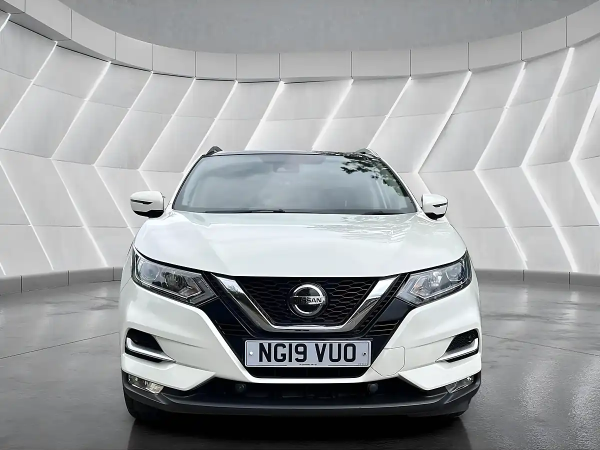 Used 2019 Nissan Qashqai N-Connecta White - Interior and Exterior details 2