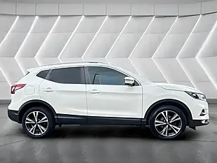 Used 2019 Nissan Qashqai N-Connecta White - Interior and Exterior details 4
