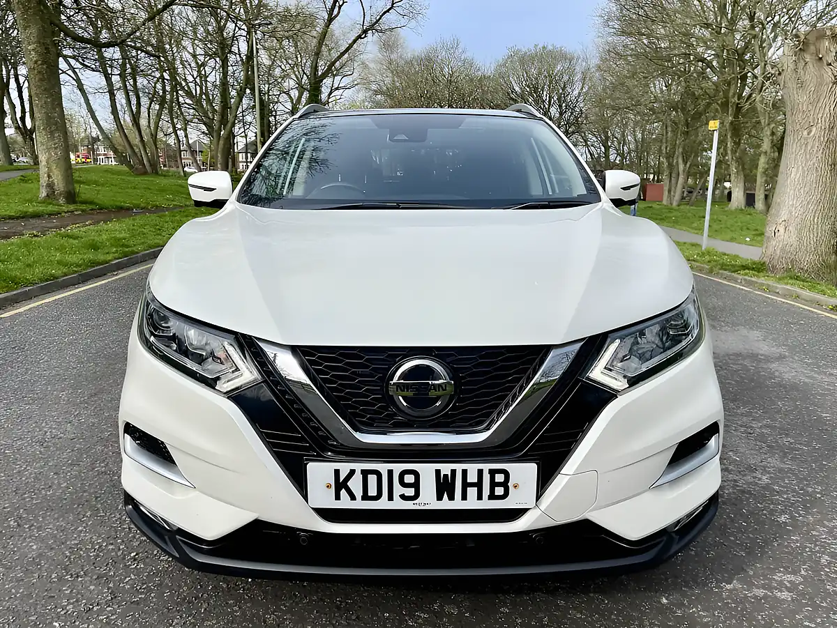 Used 2019 Nissan Qashqai N-Connecta White - Interior and Exterior details 2