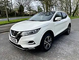 Used 2019 Nissan Qashqai N-Connecta White - Interior and Exterior details 3