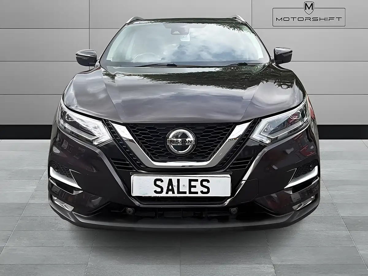 Used 2019 Nissan Qashqai Tekna Black - Interior and Exterior details 3
