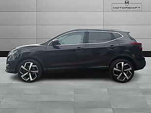 Used 2019 Nissan Qashqai Tekna Black - Interior and Exterior details 6