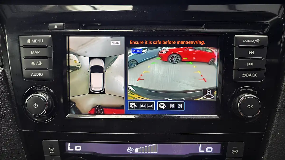 Used 2019 Nissan Qashqai Tekna+ Black - Interior and Exterior details 12