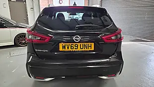 Used 2019 Nissan Qashqai Tekna+ Black - Interior and Exterior details 5