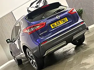 Used 2019 Nissan Qashqai Tekna Blue - Interior and Exterior details 15