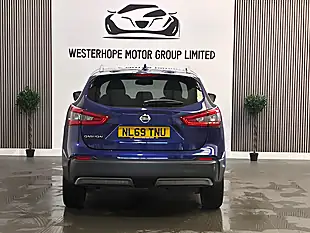 Used 2019 Nissan Qashqai Tekna Blue - Interior and Exterior details 18