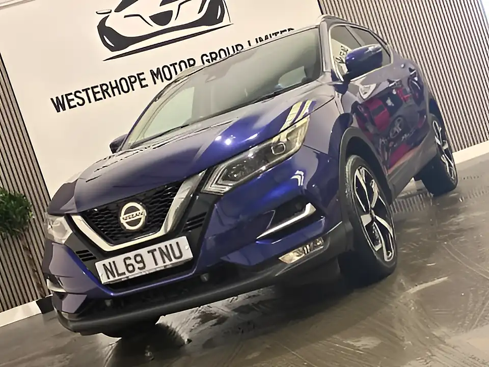 Used 2019 Nissan Qashqai Tekna Blue - Interior and Exterior details 7