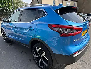 Used 2019 Nissan Qashqai Tekna Blue - Interior and Exterior details 4