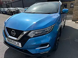 Used 2019 Nissan Qashqai Tekna Blue - Interior and Exterior details 7