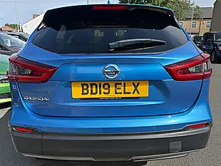 Used 2019 Nissan Qashqai Tekna Blue - Interior and Exterior details 9