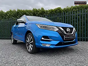 Used 2019 Nissan Qashqai Tekna+ Blue - Interior and Exterior details 11