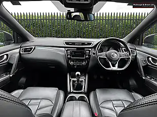 Used 2019 Nissan Qashqai Tekna+ Blue - Interior and Exterior details 12
