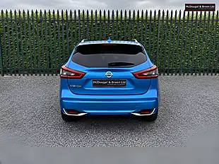 Used 2019 Nissan Qashqai Tekna+ Blue - Interior and Exterior details 4