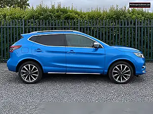 Used 2019 Nissan Qashqai Tekna+ Blue - Interior and Exterior details 6