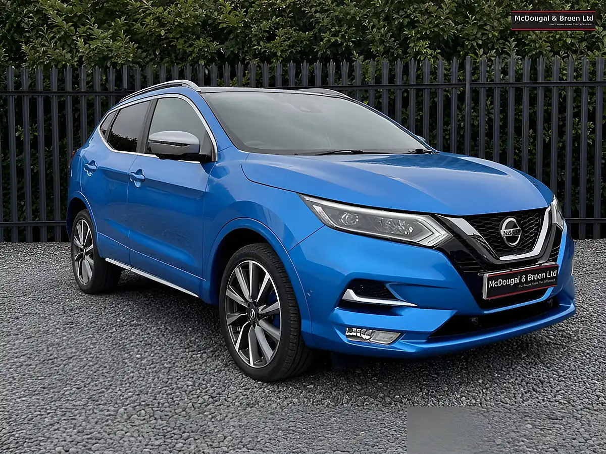 Used 2019 Nissan Qashqai Tekna+ Blue - Interior and Exterior details 7