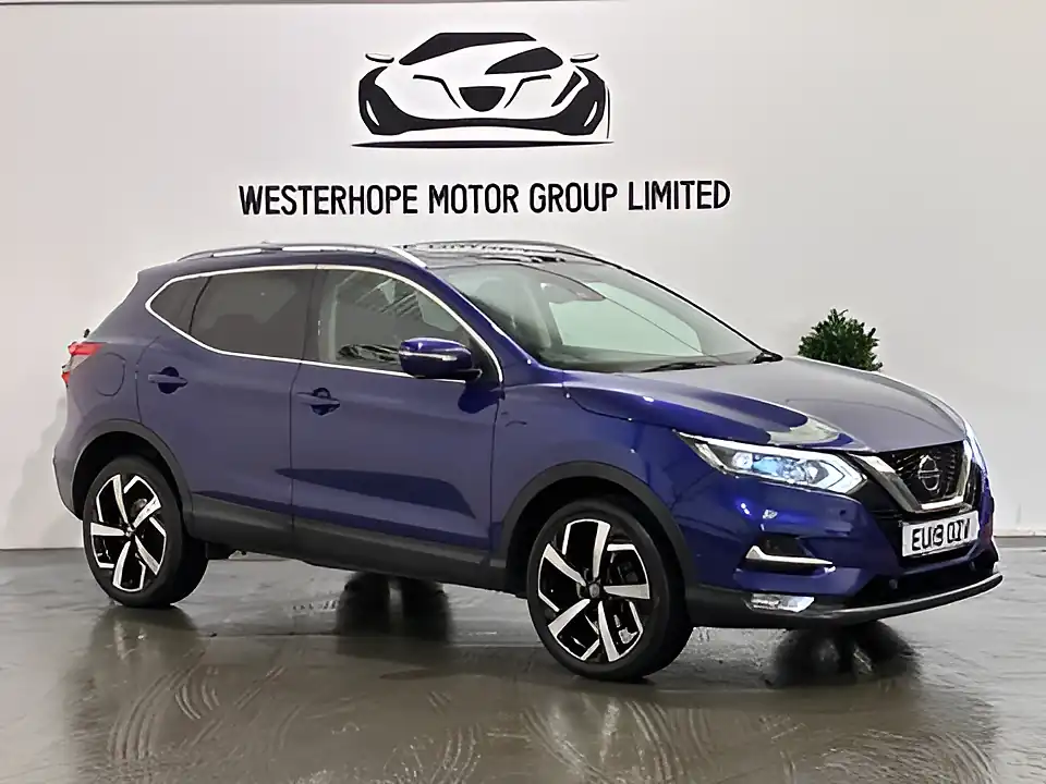 Used 2019 Nissan Qashqai Tekna Blue - Interior and Exterior details 10