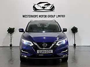 Used 2019 Nissan Qashqai Tekna Blue - Interior and Exterior details 11