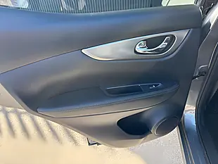 Used 2019 Nissan Qashqai Tekna Grey - Interior and Exterior details 13