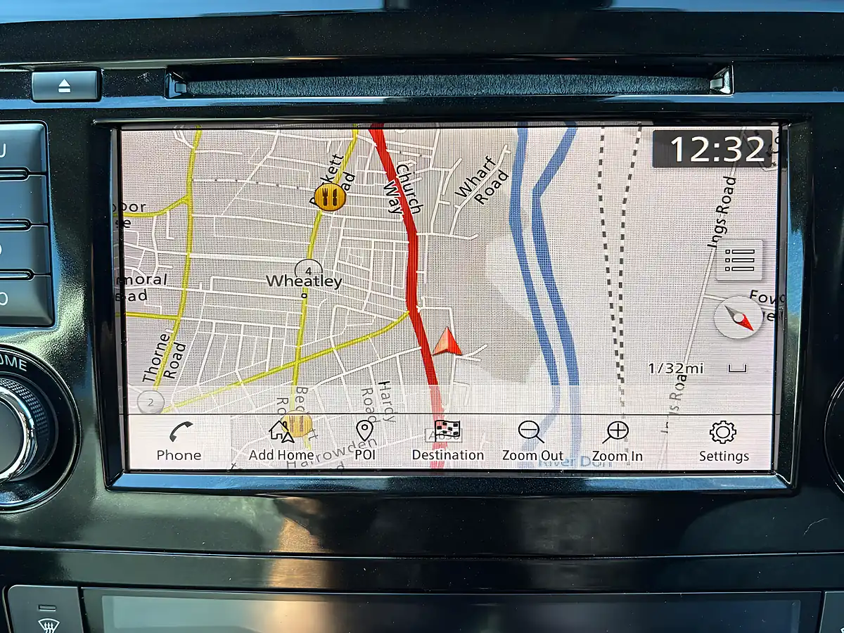 Used 2019 Nissan Qashqai Tekna Grey - Interior and Exterior details 17