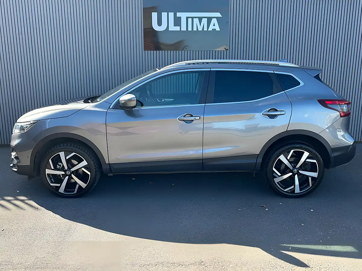 Used 2019 Nissan Qashqai Tekna Grey - Interior and Exterior details 7