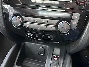 Used 2019 Nissan Qashqai Tekna Gun Metal Grey - Interior and Exterior details 12