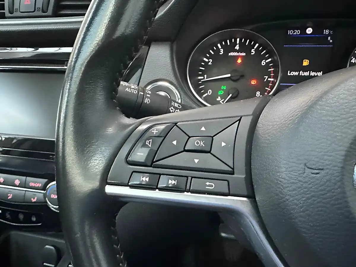 Used 2019 Nissan Qashqai Tekna Gun Metal Grey - Interior and Exterior details 15