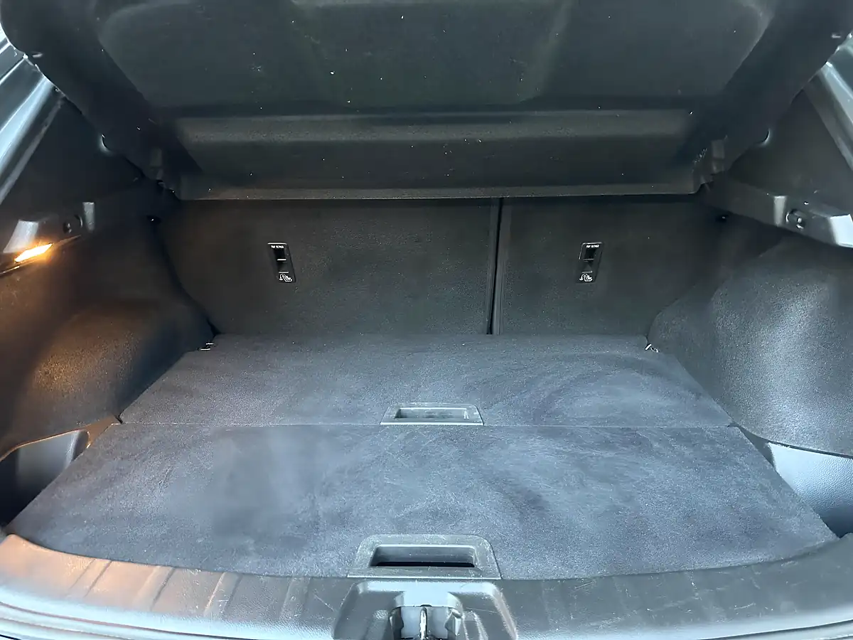 Used 2019 Nissan Qashqai Tekna Gun Metal Grey - Interior and Exterior details 20