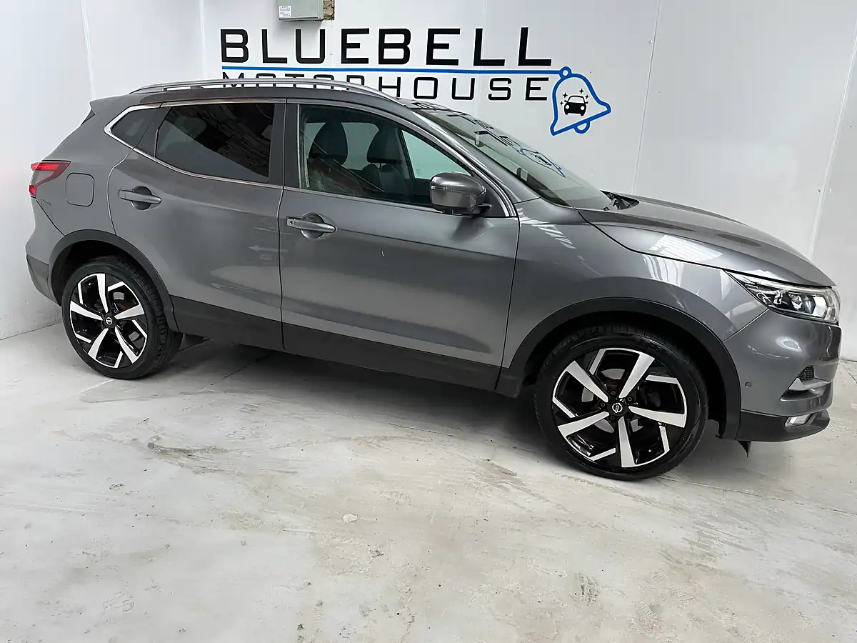 Used 2019 Nissan Qashqai Tekna Gun Metal Grey - Interior and Exterior details 7