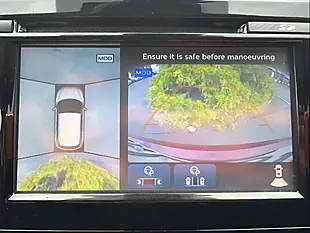 Used 2019 Nissan Qashqai Tekna Red - Interior and Exterior details 14