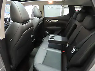 Used 2019 Nissan Qashqai Tekna Silver - Interior and Exterior details 10