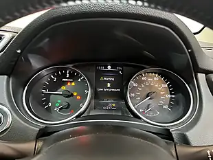 Used 2019 Nissan Qashqai Tekna White - Interior and Exterior details 18