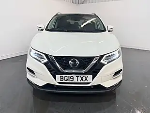 Used 2019 Nissan Qashqai Tekna White - Interior and Exterior details 2
