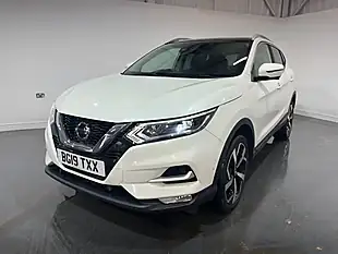 Used 2019 Nissan Qashqai Tekna White - Interior and Exterior details 3
