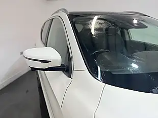 Used 2019 Nissan Qashqai Tekna White - Interior and Exterior details 6