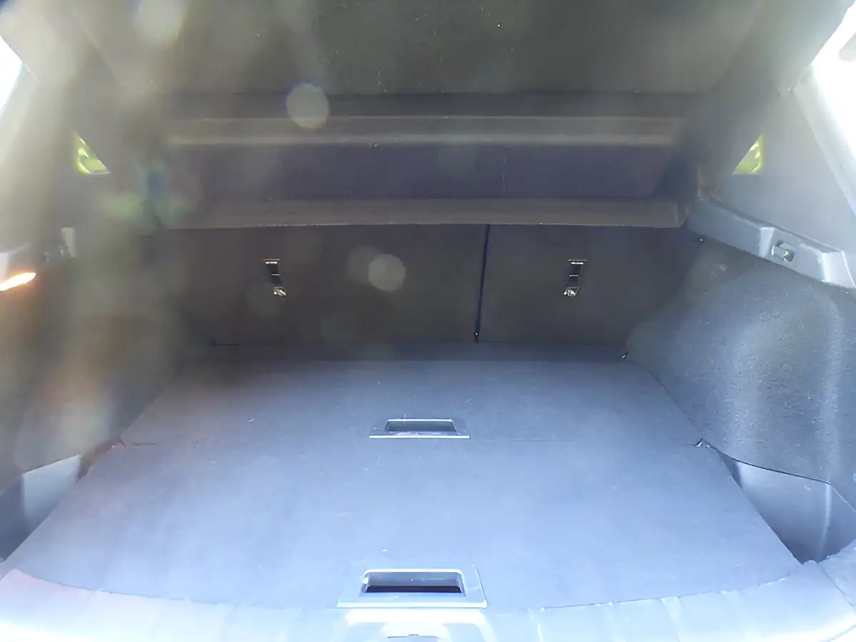 Used 2019 Nissan Qashqai Tekna+ White - Interior and Exterior details 14